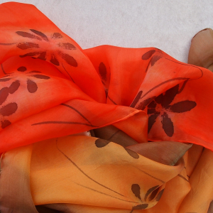 Hedvábný šátek - Když rozkvetou stromy 2