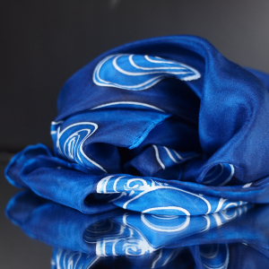 Hedvábný šátek - Modrá je dobrá