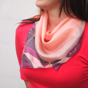 Hedvábný šátek - Růžová s mozaikou